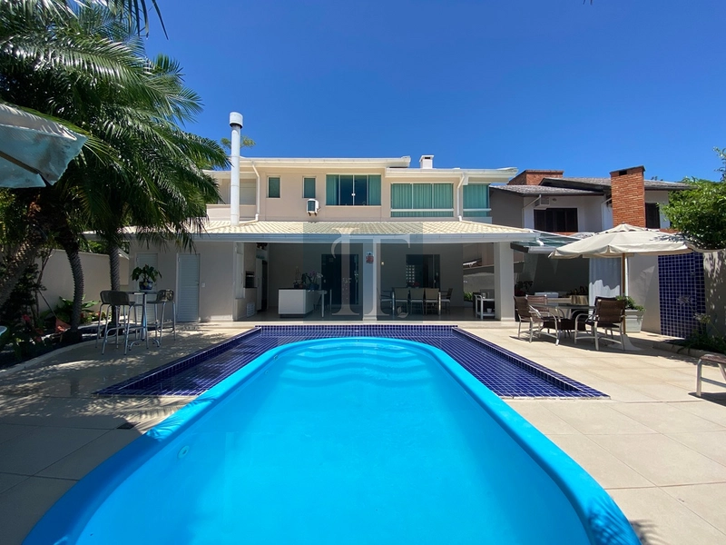 Casa com 4 quartos à venda Praia Brava de Floripa: 1ª foto da galeria de imagens do imóvel
