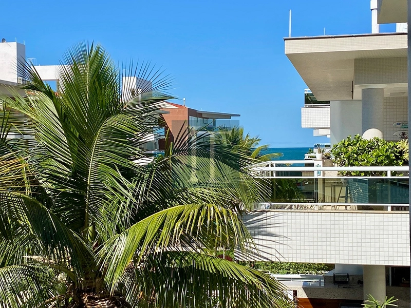 Apartamento  em condomínio pé na areia à venda na Praia Brava – Florianópolis/SC: 3ª foto da galeria de imagens do imóvel