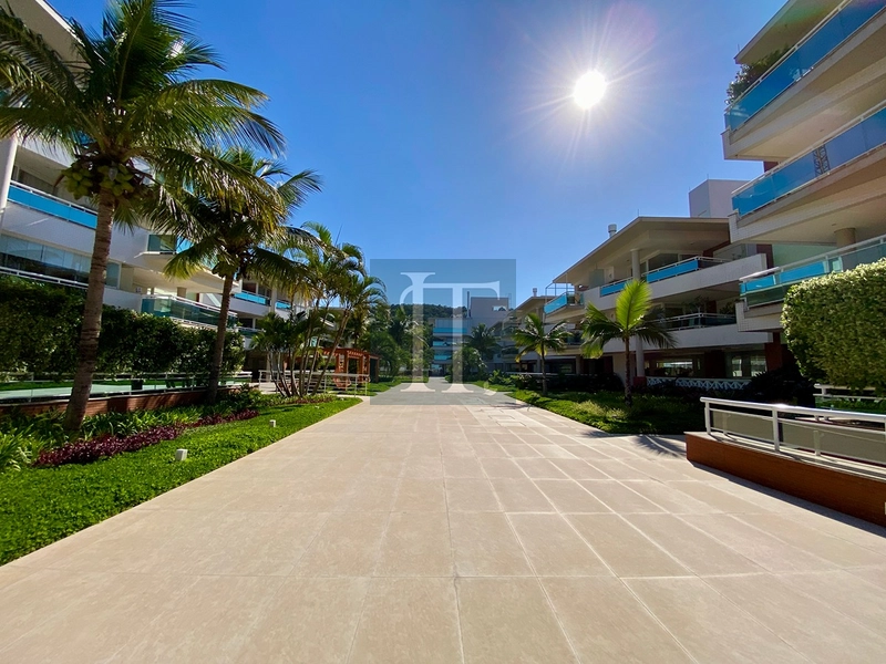 Apartamento  em condomínio pé na areia à venda na Praia Brava – Florianópolis/SC: 44ª foto da galeria de imagens do imóvel