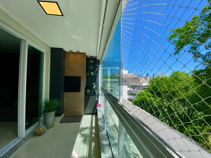Apartamento com 2 quartos em condomínio clube à venda em Jurerê: 3ª foto da galeria de imagens do imóvel