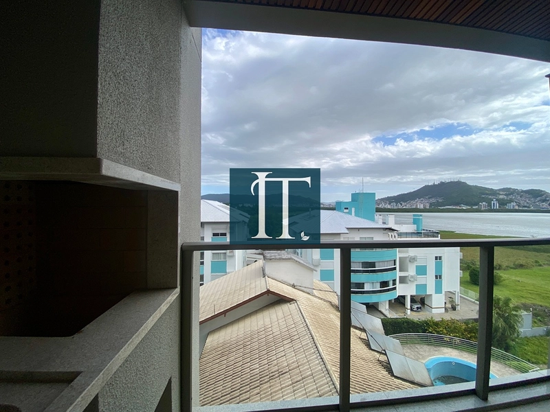 Apartamento com vista livre com 3 dormitórios no Bairro João Paulo - Florianópolis: 3ª foto da galeria de imagens do imóvel