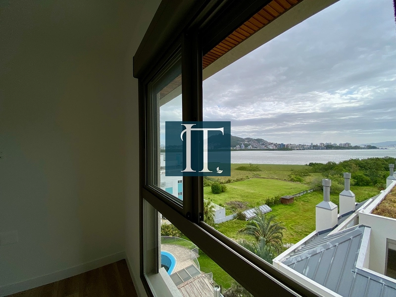 Apartamento com vista livre com 3 dormitórios no Bairro João Paulo - Florianópolis: 17ª foto da galeria de imagens do imóvel