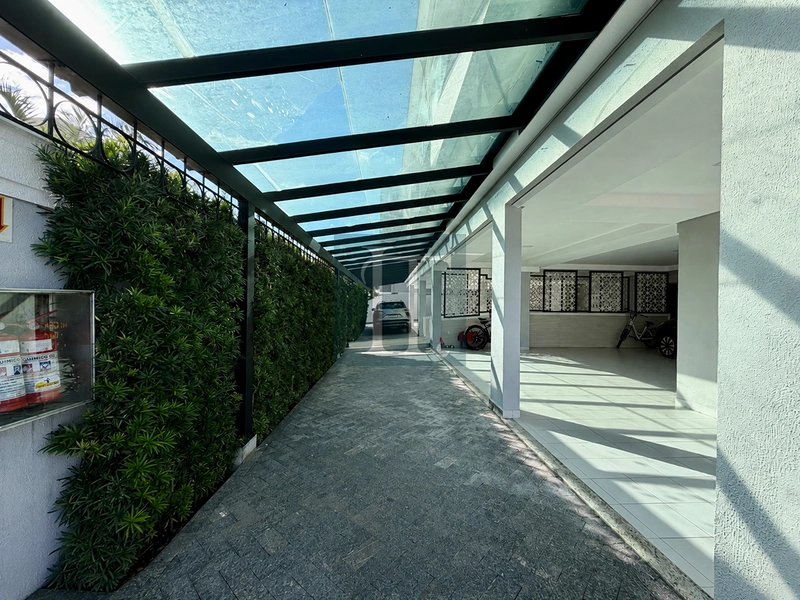 Cobertura linear mobiliada em Jurerê, a 350 metros do mar: 27ª foto da galeria de imagens do imóvel