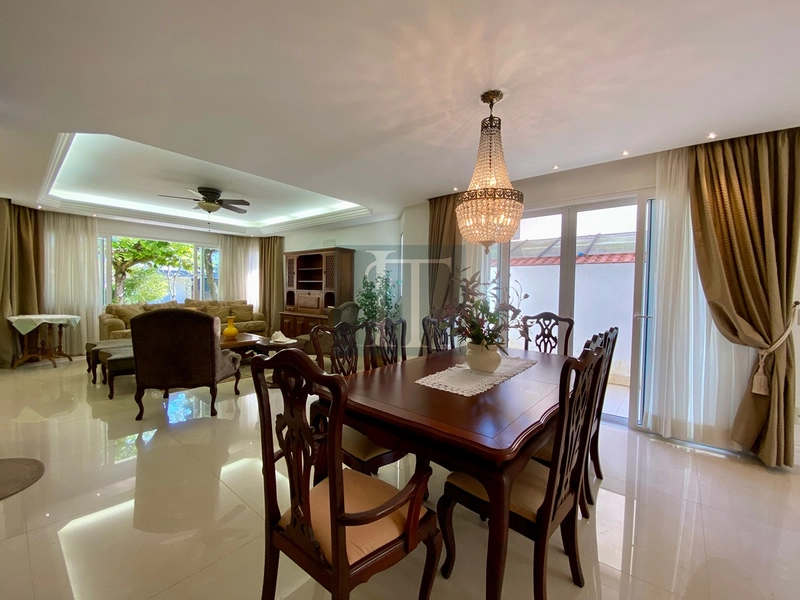 Casa com 5 quartos à venda em Jurerê Internacional: 9ª foto da galeria de imagens do imóvel