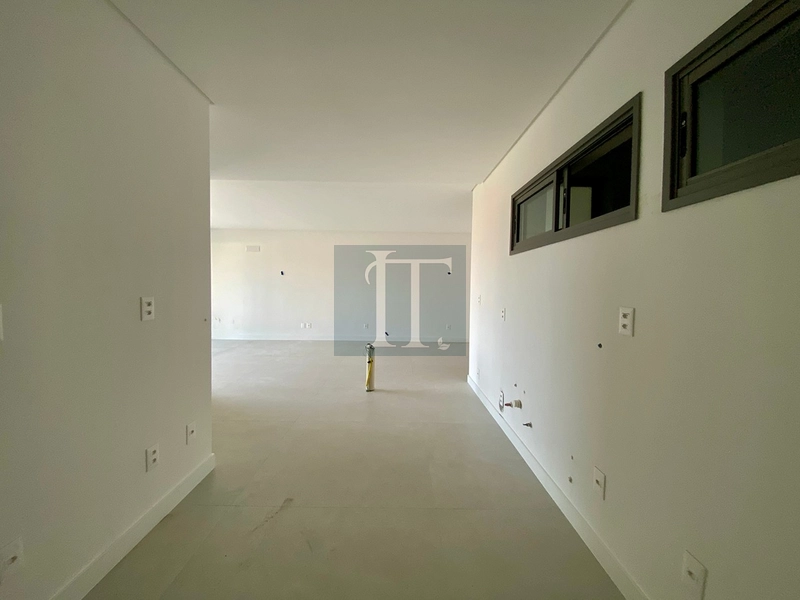 Apartamento com 3 suítes à venda em Jurerê - Florianópolis: 15ª foto da galeria de imagens do imóvel