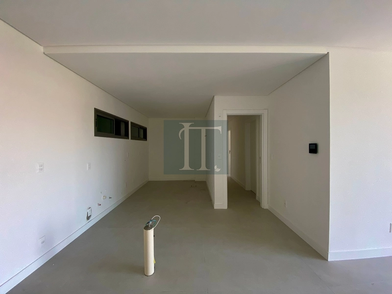 Apartamento com 3 suítes à venda em Jurerê - Florianópolis: 13ª foto da galeria de imagens do imóvel