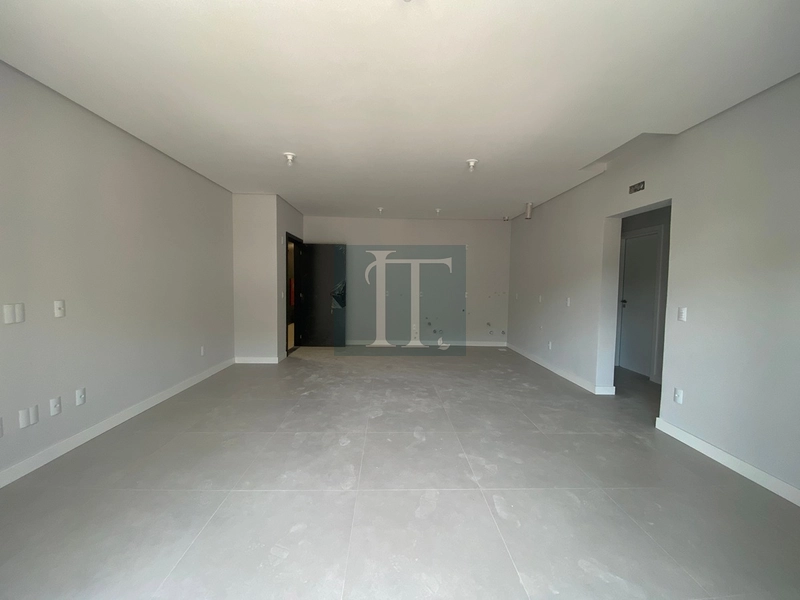 Apartamento com 3 dormitórios sendo 2 suítes à venda em Canasvieiras - Florianópolis: 2ª foto da galeria de imagens do imóvel