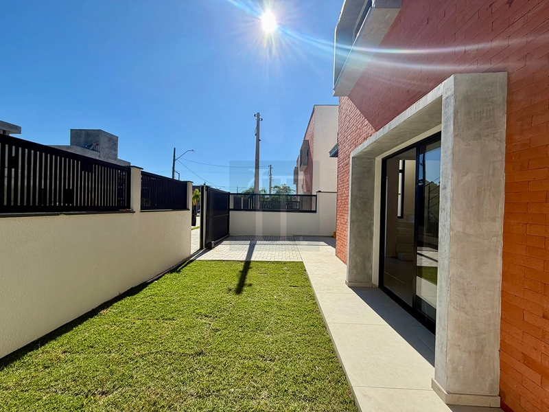 Casa nova e pronta para morar   à venda no Rio Vermelho – Florianópolis/SC: 3ª foto da galeria de imagens do imóvel