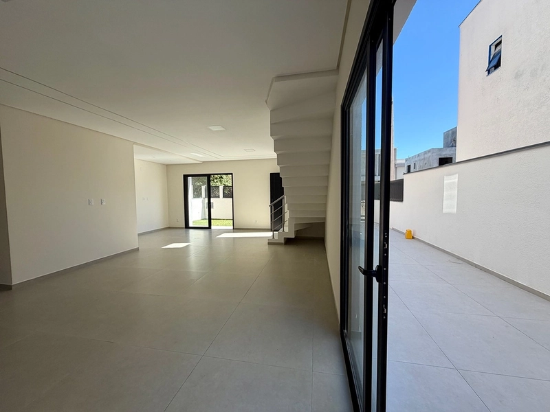 Casa nova de esquina à venda no Rio Vermelho – Florianópolis/SC: 19ª foto da galeria de imagens do imóvel