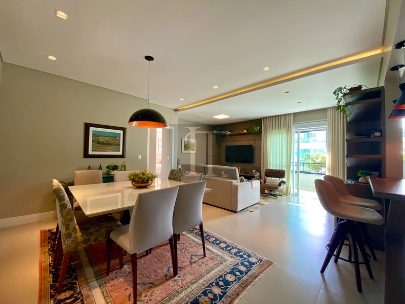 Cobertura com 2 suítes à venda em Jurerê - Florianópolis : 3ª foto da galeria de imagens do imóvel