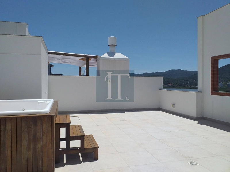 Cobertura plana com 3 quartos à venda na Agronômica : 7ª foto da galeria de imagens do imóvel