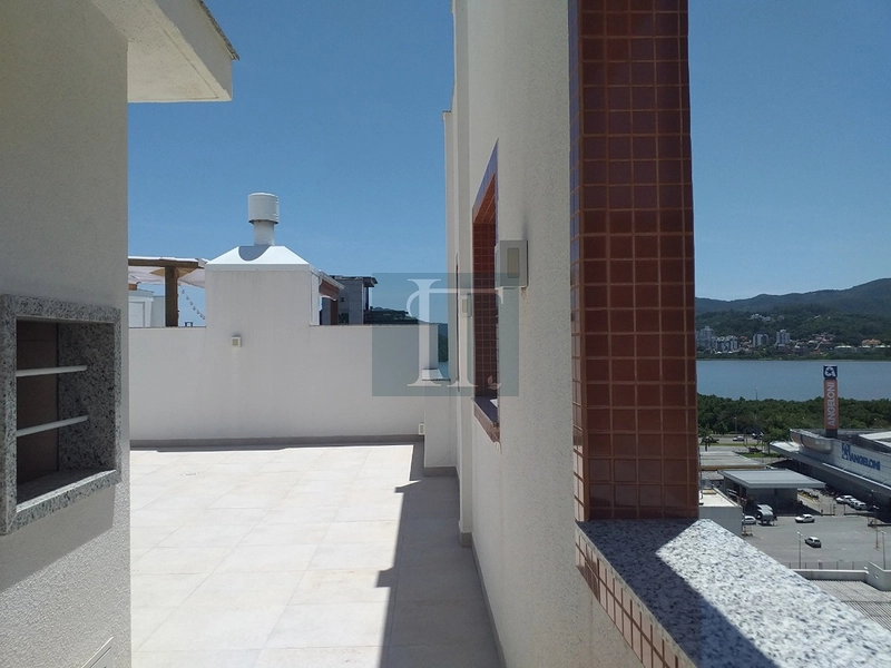 Cobertura plana com 3 quartos à venda na Agronômica : 4ª foto da galeria de imagens do imóvel