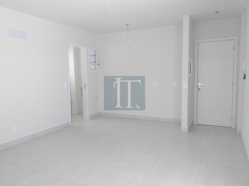 Cobertura plana com 3 quartos à venda na Agronômica : 8ª foto da galeria de imagens do imóvel