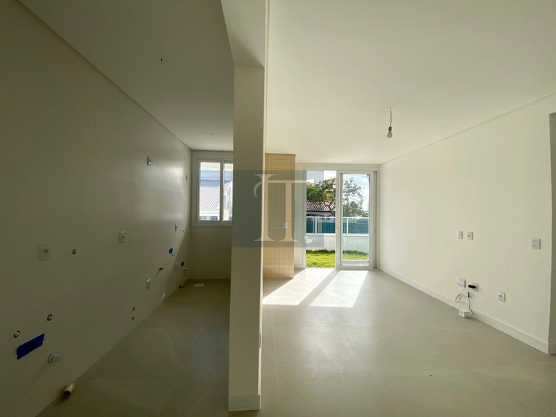 Apartamento Garden com 2 quartos à venda a 50 metros do mar na Cachoeira Bom Jesus : 5ª foto da galeria de imagens do imóvel