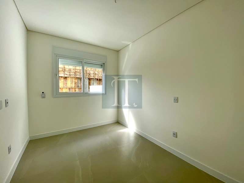 Apartamento Garden com 2 quartos à venda a 50 metros do mar na Cachoeira Bom Jesus : 11ª foto da galeria de imagens do imóvel