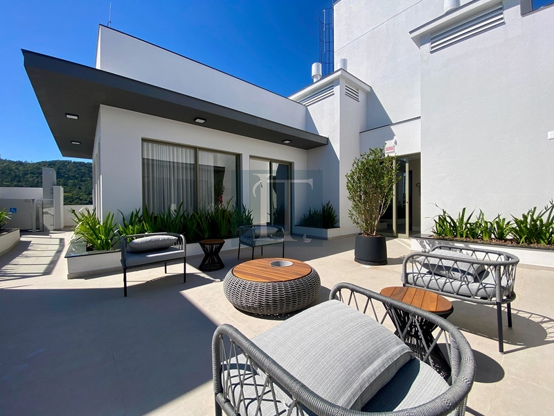 Apto com 2 suítes à venda em Jurerê : 38ª foto da galeria de imagens do imóvel