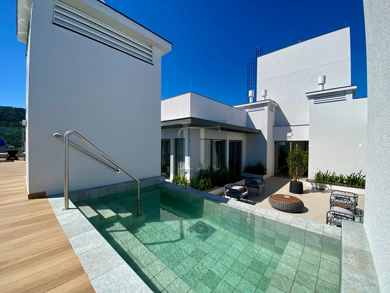 Apto com 2 suítes à venda em Jurerê : 35ª foto da galeria de imagens do imóvel