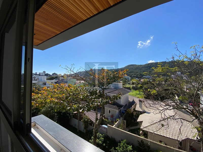 Apto com 2 suítes à venda em Jurerê : 13ª foto da galeria de imagens do imóvel