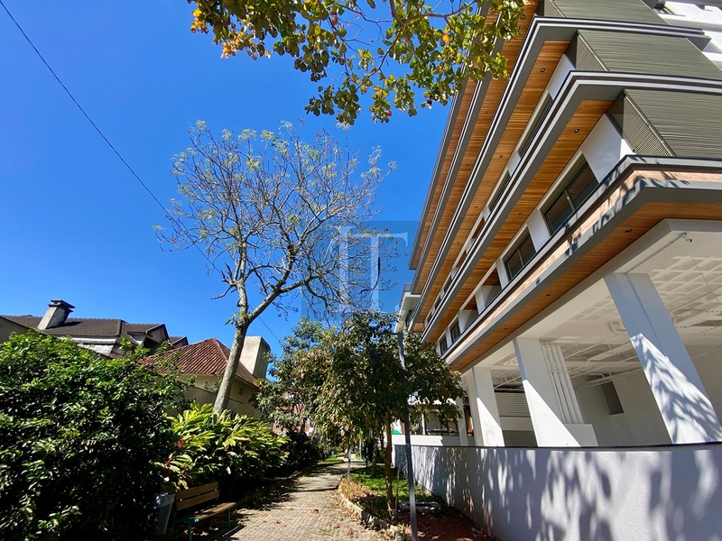 Apto com 2 suítes à venda em Jurerê : 2ª foto da galeria de imagens do imóvel