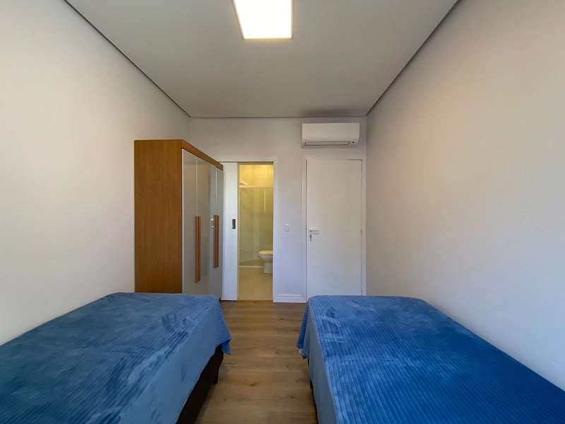 Apartamento à Venda na Praia Brava – 2 Suítes, 77m², a 50m do Mar: 23ª foto da galeria de imagens do imóvel