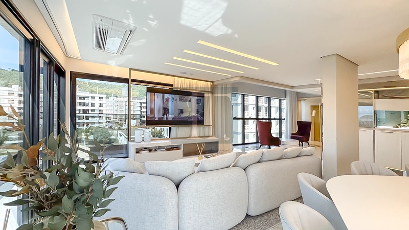 Apto com 4 suítes  com vista mar à venda em Jurerê : 11ª foto da galeria de imagens do imóvel