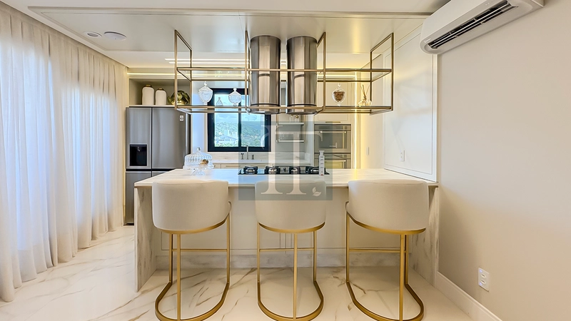 Apto com 4 suítes  com vista mar à venda em Jurerê : 15ª foto da galeria de imagens do imóvel