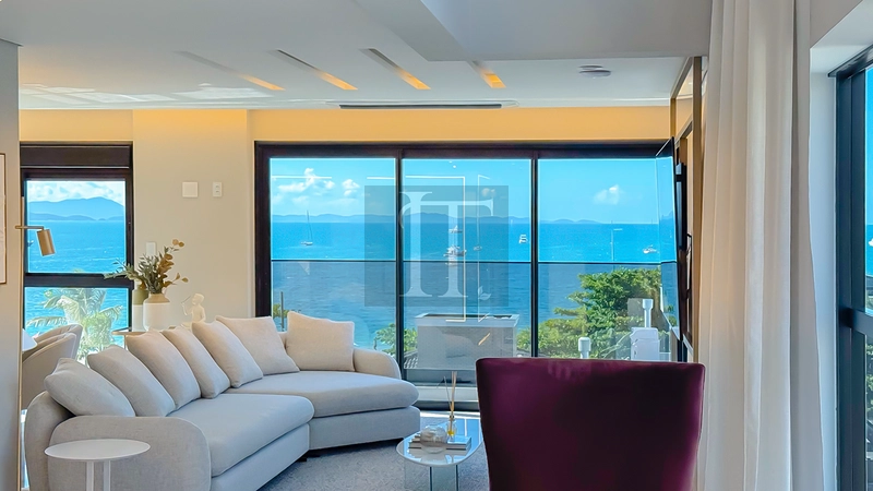 Apto com 4 suítes  com vista mar à venda em Jurerê : 2ª foto da galeria de imagens do imóvel