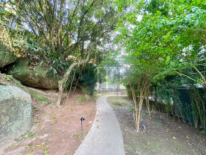 Apartamento duplex com 3 suítes à venda em Jurerê : 45ª foto da galeria de imagens do imóvel