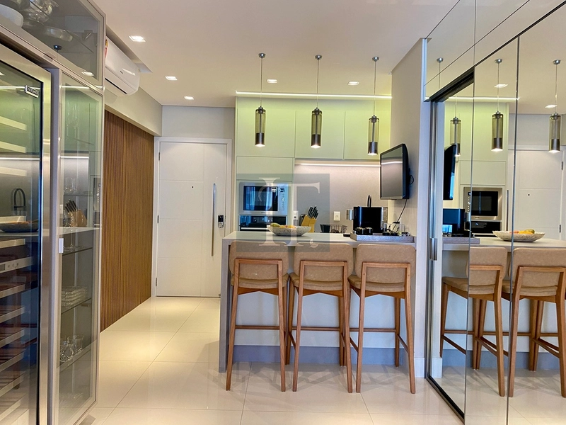 Apartamento duplex com 3 suítes à venda em Jurerê : 16ª foto da galeria de imagens do imóvel