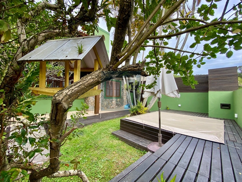 Casa 4 Dormitórios com Edícula em Canasvieiras, Florianópolis 180 m² construídos · 500 m do mar · Mobilada: 37ª foto da galeria de imagens do imóvel