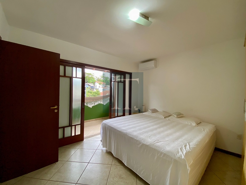Casa 4 Dormitórios com Edícula em Canasvieiras, Florianópolis 180 m² construídos · 500 m do mar · Mobilada: 25ª foto da galeria de imagens do imóvel