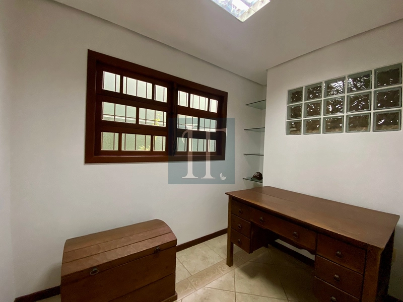 Casa 4 Dormitórios com Edícula em Canasvieiras, Florianópolis 180 m² construídos · 500 m do mar · Mobilada: 17ª foto da galeria de imagens do imóvel
