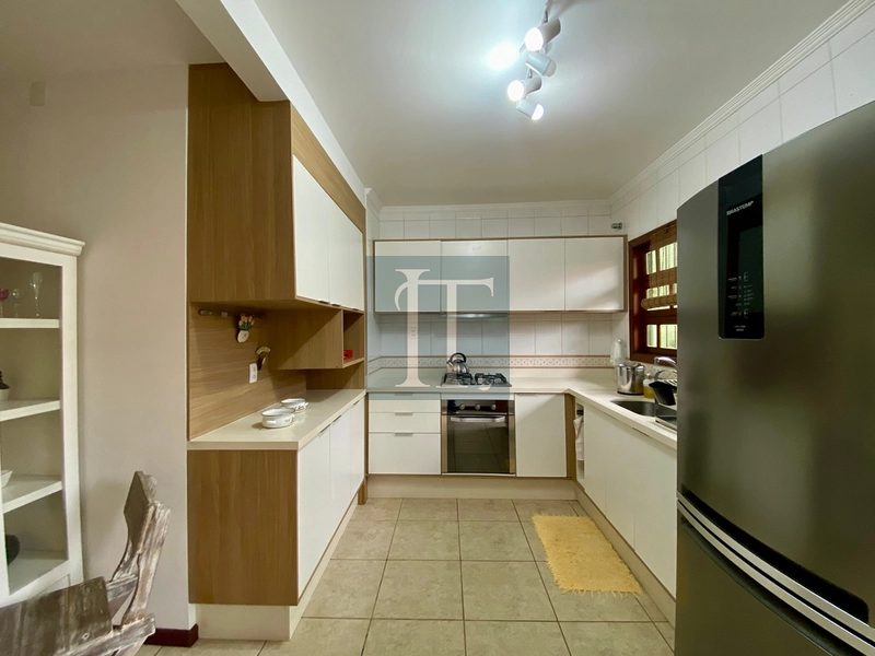 Casa 4 Dormitórios com Edícula em Canasvieiras, Florianópolis 180 m² construídos · 500 m do mar · Mobilada: 13ª foto da galeria de imagens do imóvel