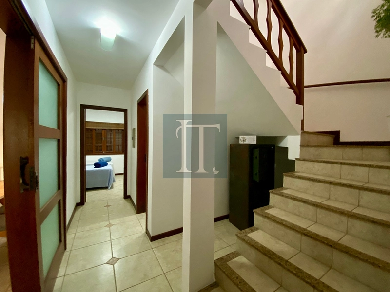 Casa 4 Dormitórios com Edícula em Canasvieiras, Florianópolis 180 m² construídos · 500 m do mar · Mobilada: 18ª foto da galeria de imagens do imóvel