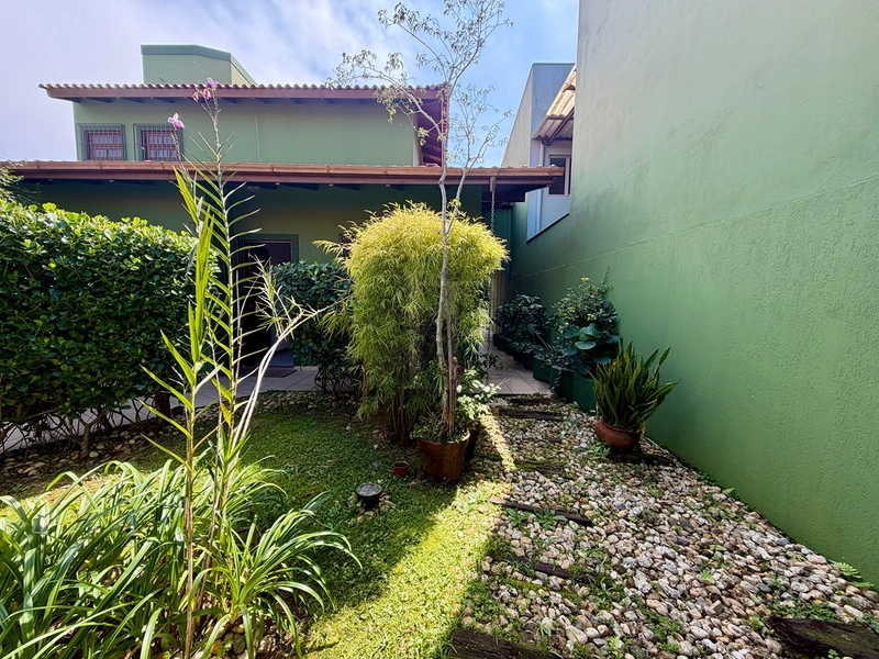 Casa com 4 dormitórios mobiliado  a 3 quadras do mar à venda em Canasvieiras - Florianópolis : 39ª foto da galeria de imagens do imóvel