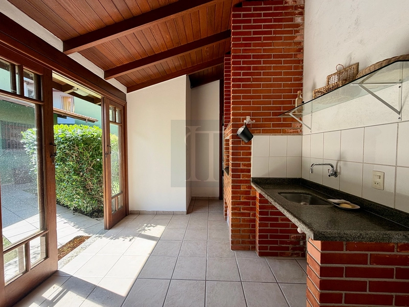 Casa com 4 dormitórios mobiliado  a 3 quadras do mar à venda em Canasvieiras - Florianópolis : 34ª foto da galeria de imagens do imóvel