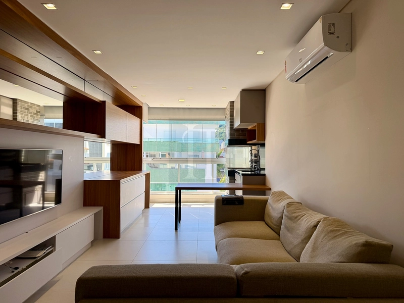 Cobertura à venda em Jurerê com 4 suítes e vista mar : 4ª foto da galeria de imagens do imóvel