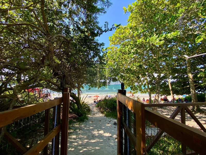 Apartamento  à venda em condomínio pé na areia em Canasvieiras : 28ª foto da galeria de imagens do imóvel