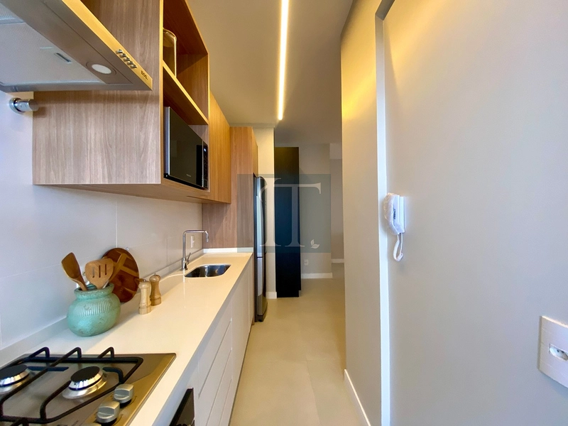 Apartamento  à venda em condomínio pé na areia em Canasvieiras : 13ª foto da galeria de imagens do imóvel