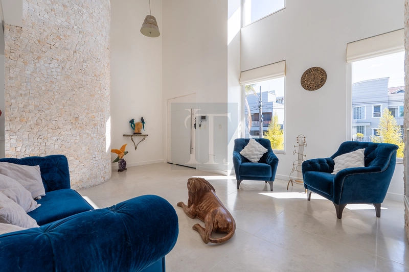 Casa com 4 suítes , 6 vagas , com 834 m² de área total à venda em Jurerê - Florianópolis : 37ª foto da galeria de imagens do imóvel