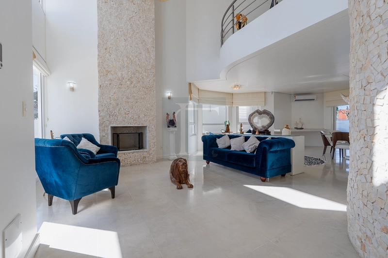 Casa com 4 suítes , 6 vagas , com 834 m² de área total à venda em Jurerê - Florianópolis : 39ª foto da galeria de imagens do imóvel