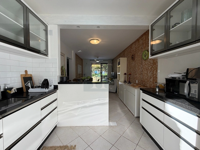 Apartamento com 3 quarto mobiliado a uma quadra do mar na Praia Brava, em Florianópolis: 17ª foto da galeria de imagens do imóvel