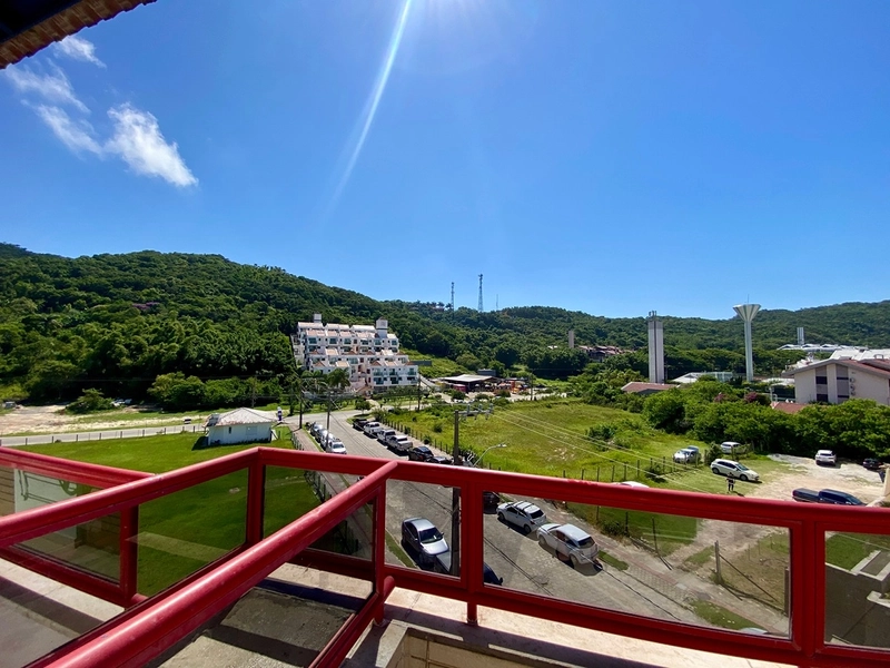 Apartamento à Venda na Praia Brava – 2 Suítes, 77m², a 50m do Mar: 11ª foto da galeria de imagens do imóvel
