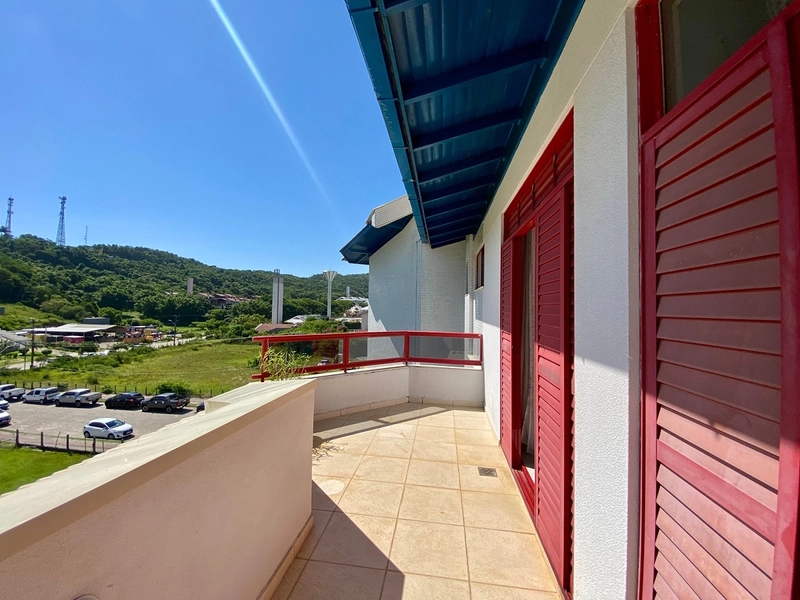 Apartamento à Venda na Praia Brava – 2 Suítes, 77m², a 50m do Mar: 12ª foto da galeria de imagens do imóvel