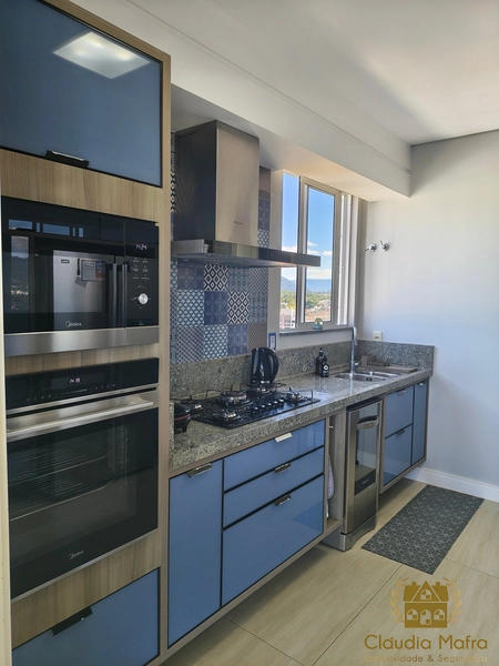 Apartamento com 3 suítes no Centro - Edifício Manhattan - R$ 1.400.000,00: 2ª foto da galeria de imagens do imóvel