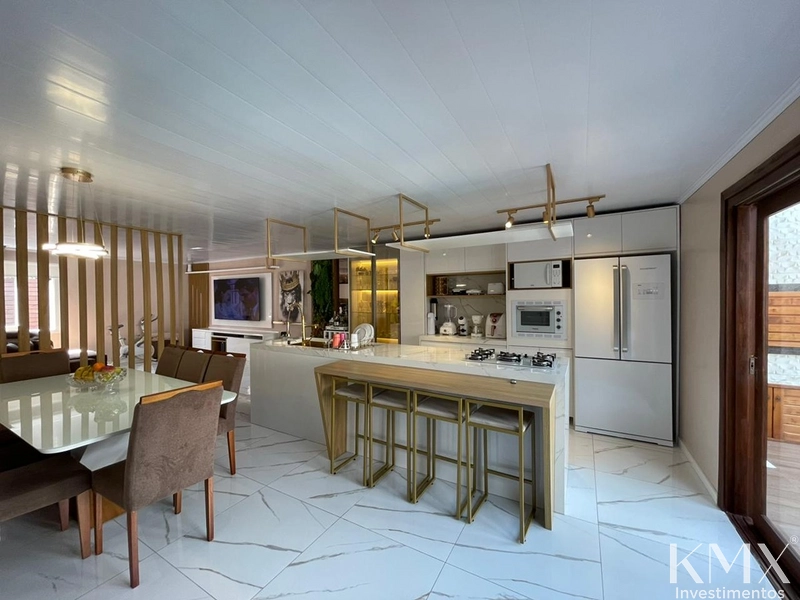 CASA COMPLETA COM ANEXO, PISCINA E ESPAÇO GOURMET 🏡✨: 9ª foto da galeria de imagens do imóvel
