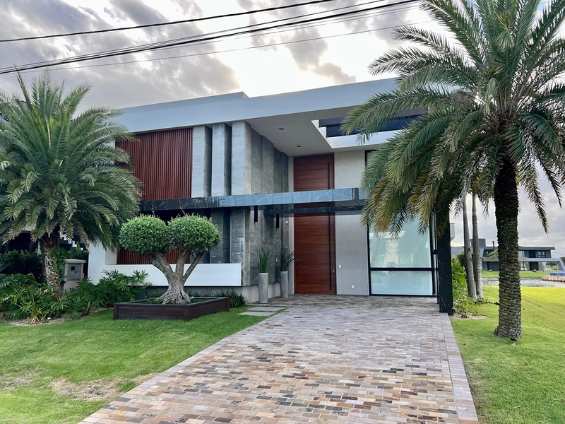 CASA À VENDA NO CONDOMÍNIO ENSEADA: 1ª foto da galeria de imagens do imóvel