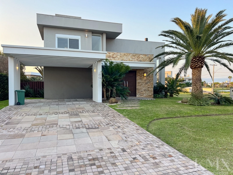 🏡✨ CASA À VENDA NO CONDOMÍNIO VENTURA CLUB: 5ª foto da galeria de imagens do imóvel