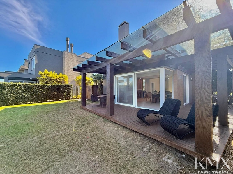 🏡✨ CASA À VENDA NO CONDOMÍNIO ENSEADA: 3ª foto da galeria de imagens do imóvel
