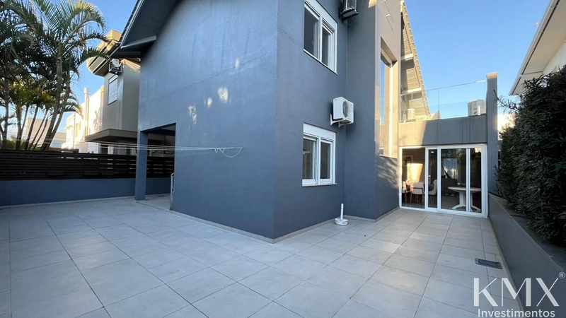 🏡✨ SOBRADO À VENDA NO CONDOMÍNIO CONDADO DE CAPÃO: 3ª foto da galeria de imagens do imóvel